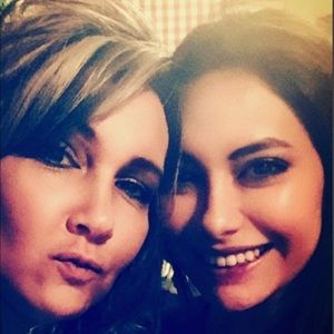 Meet your Posher, Toni